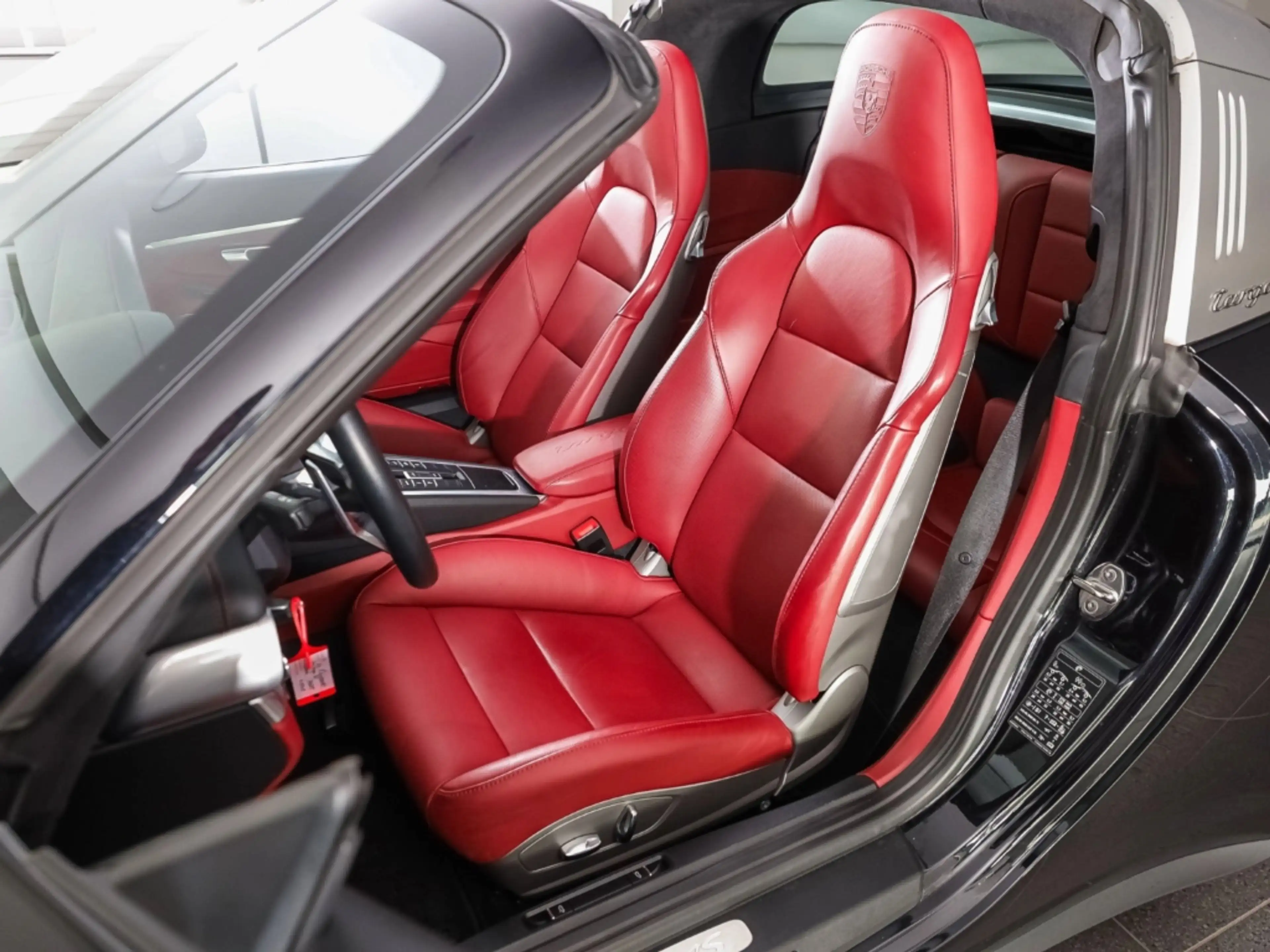 Porsche 991 -2 (911) Targa 4S — photo 12