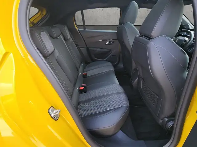 Peugeot 208 view 14