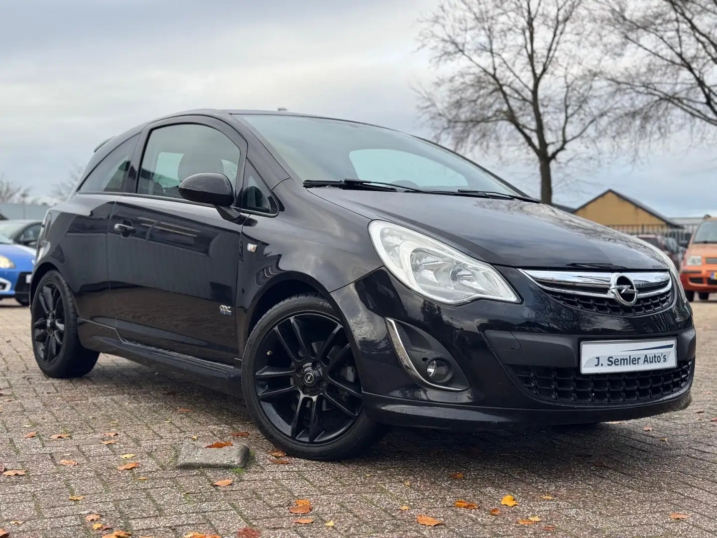 Opel Corsa 1.4-16V OPC-LINE AIRCO 101PK BLACK EDITION NW.APK Schwarz - 2