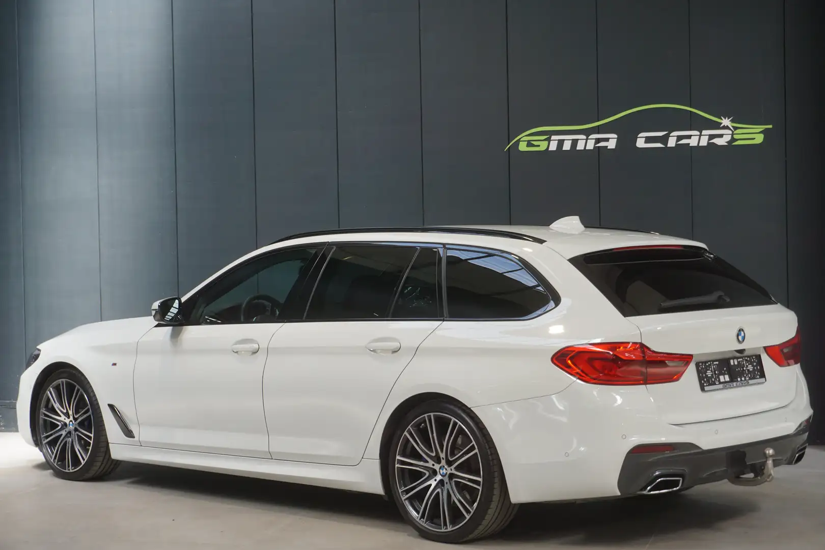 BMW 530 Touring dA M Pack-Lichte vrachtwagen-360c-Garantie Wit - 2