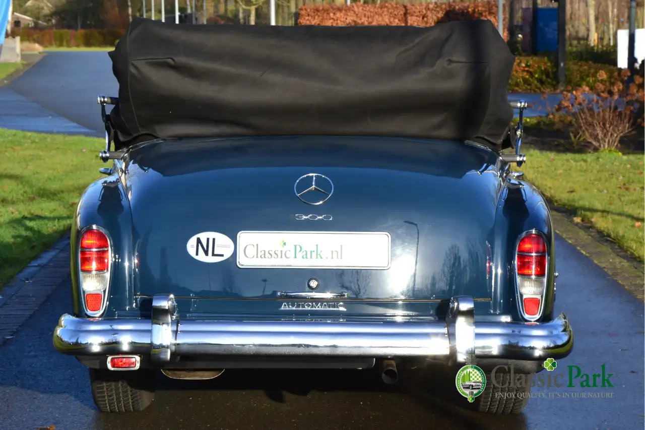 Mercedes-Benz 300 Dora Cabriolet, foto 4