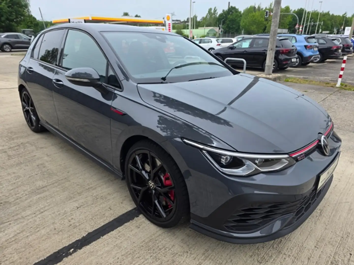 Volkswagen Golf VIII GTI Clubsport 2.0 TSI DSG Gris - 2