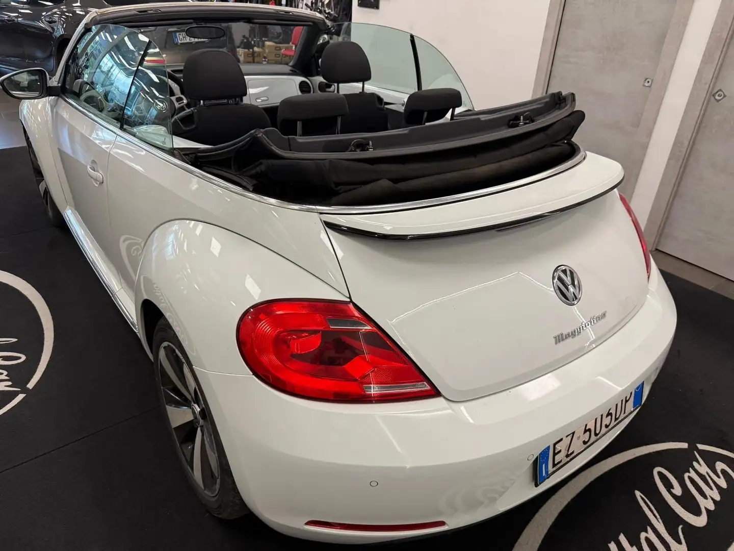 Volkswagen New Beetle New Beetle Cabrio 1.9 tdi 105cv Blanc - 2