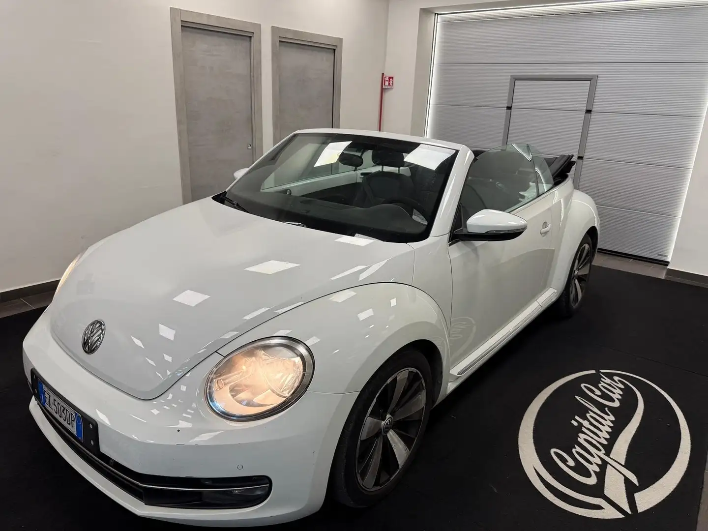 Volkswagen New Beetle New Beetle Cabrio 1.9 tdi 105cv Blanc - 1
