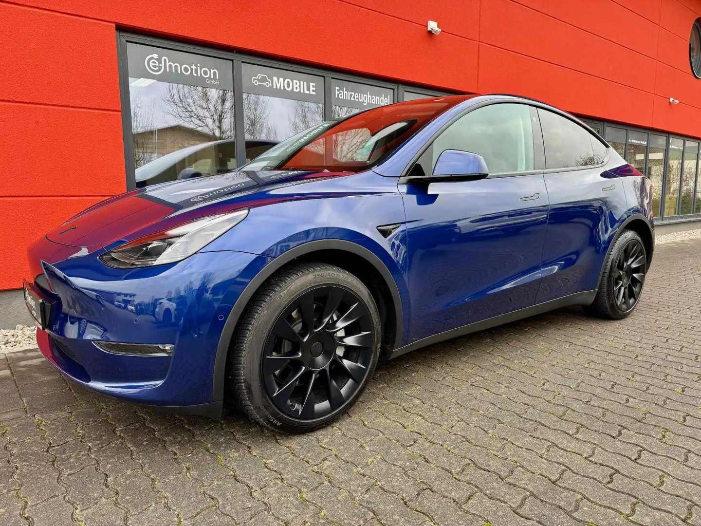 Tesla Model Y Long Range AWD*20"*USS*VAT deductible* Blau - 1