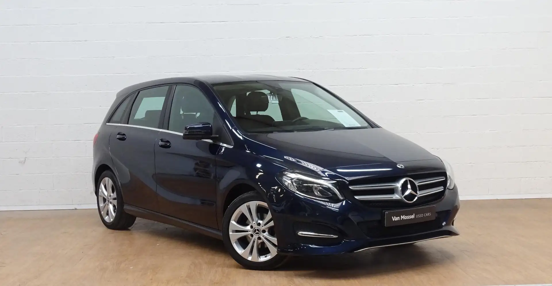 Mercedes-Benz B 180 B d Business Solution Auto Blauw - 2