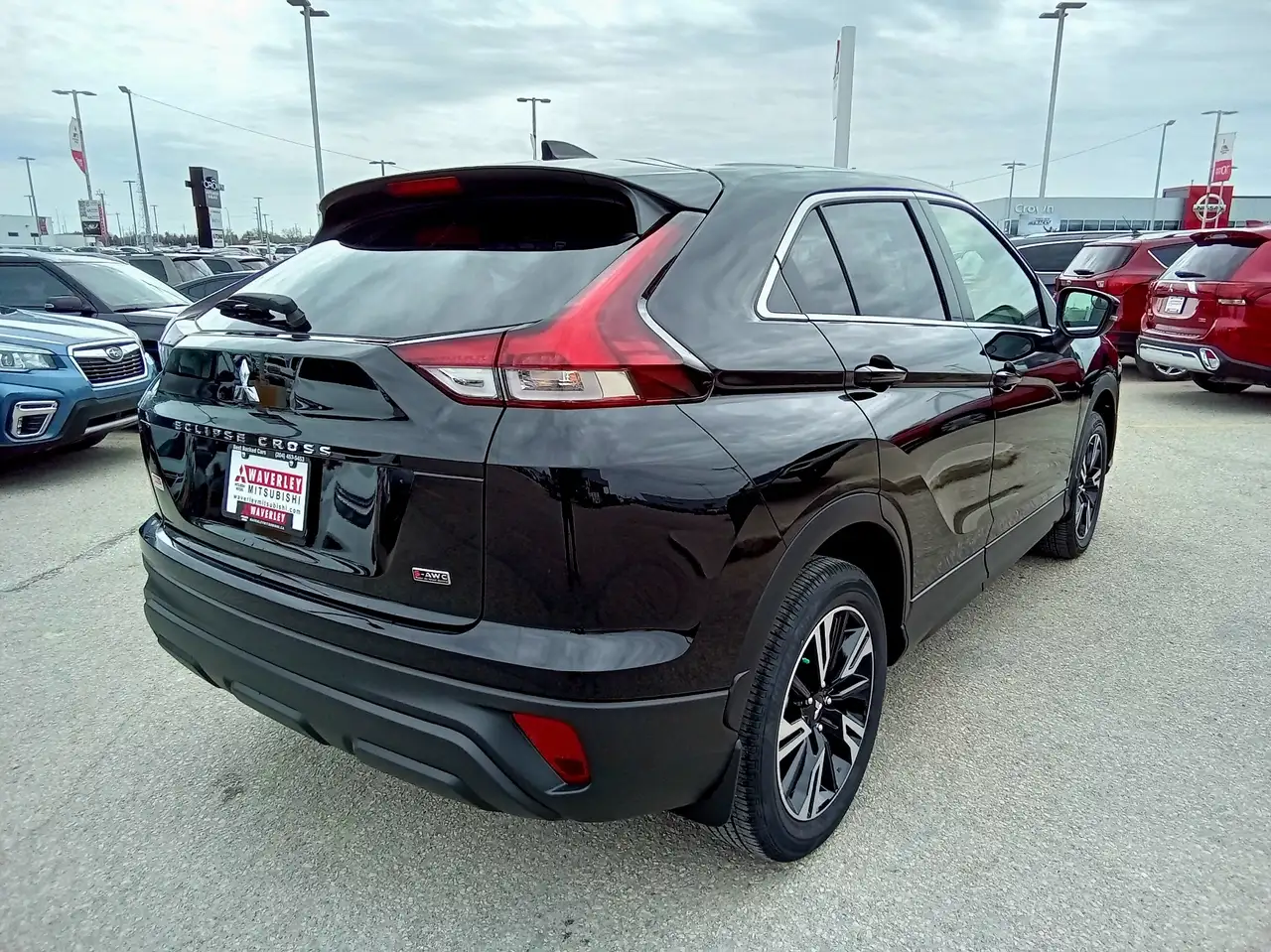 Mitsubishi Eclipse Cross снимка Mitsubishi Eclipse Cross
