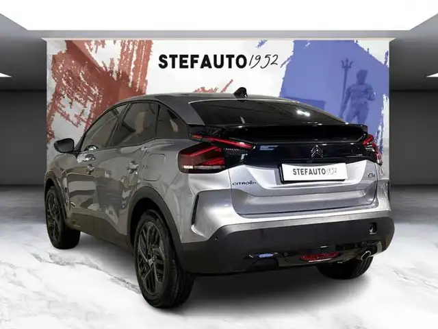 Citroen C4 view 5