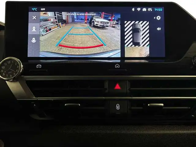 Citroen C4 view 17