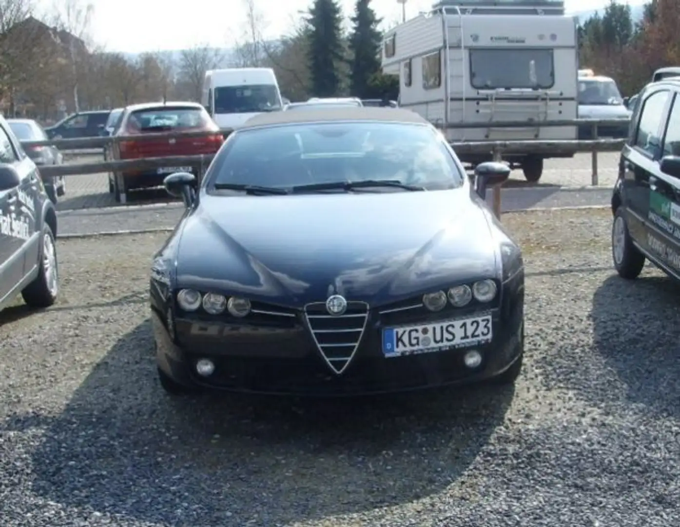 Alfa Romeo Spider 2,4 200PS Klimaautomatik Чорний - 2