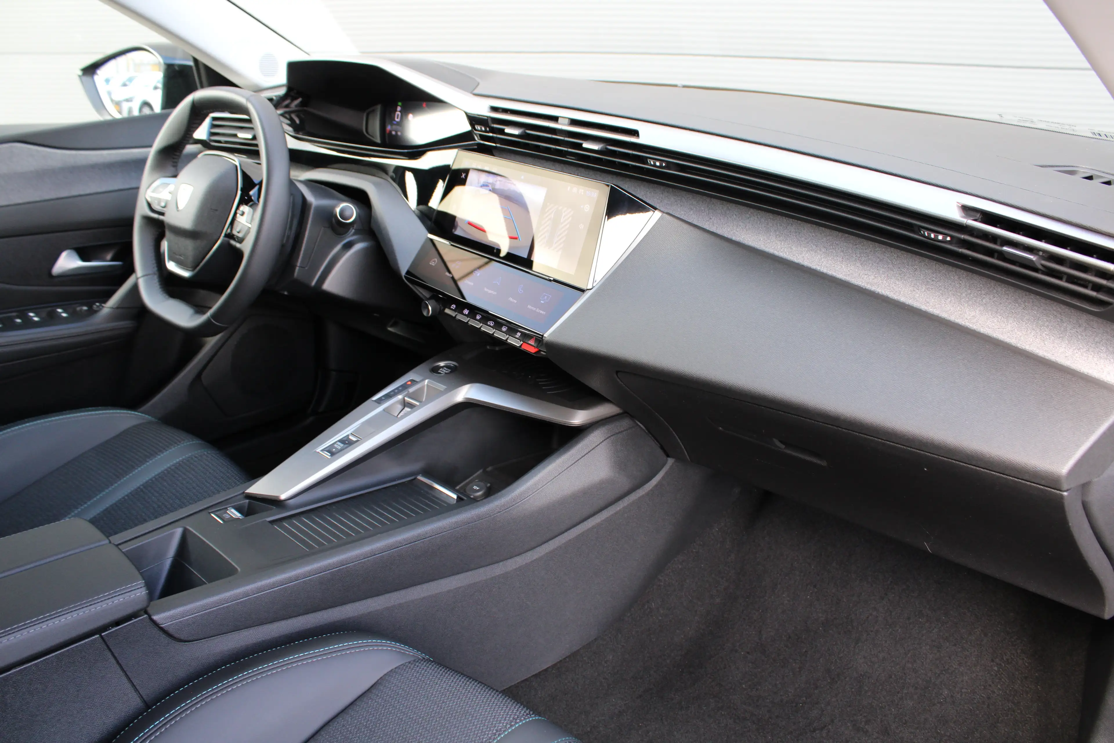 Peugeot 408 1.2 Hybrid 145 e-DCS6 Allure | Automaat | Navigati — photo 3