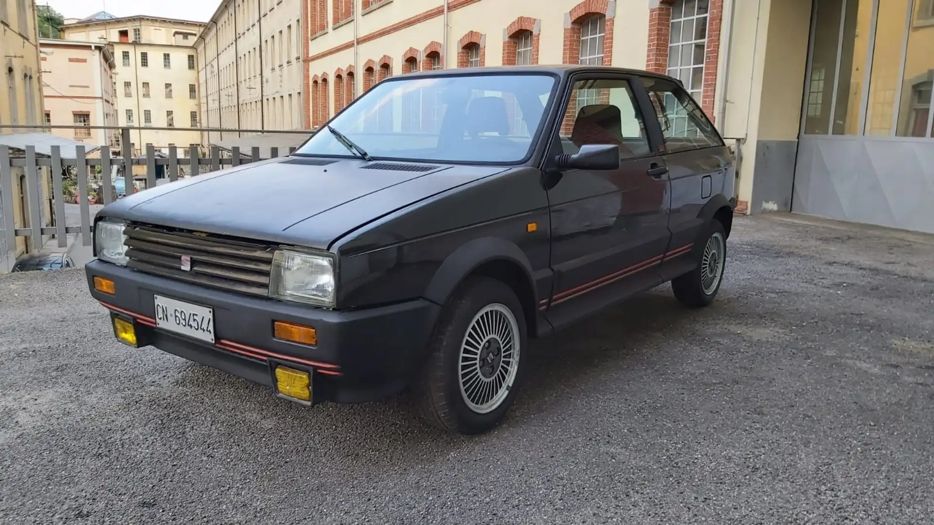 SEAT Ibiza 3p 1.5 SXI - 1