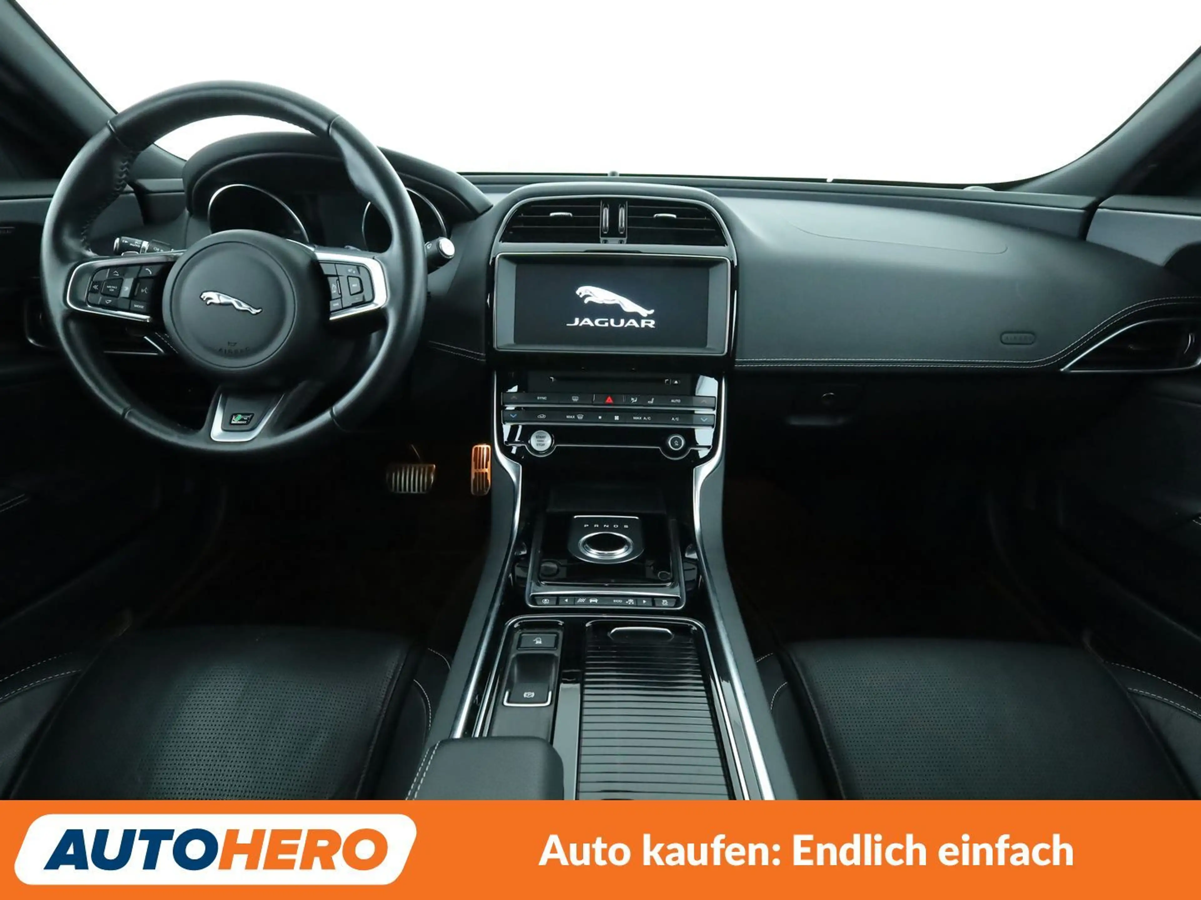 Jaguar XE 25d R-Sport AWD Aut*NAVI*XENON*TEMPO*CAM*PDC*SHZ* — photo 12