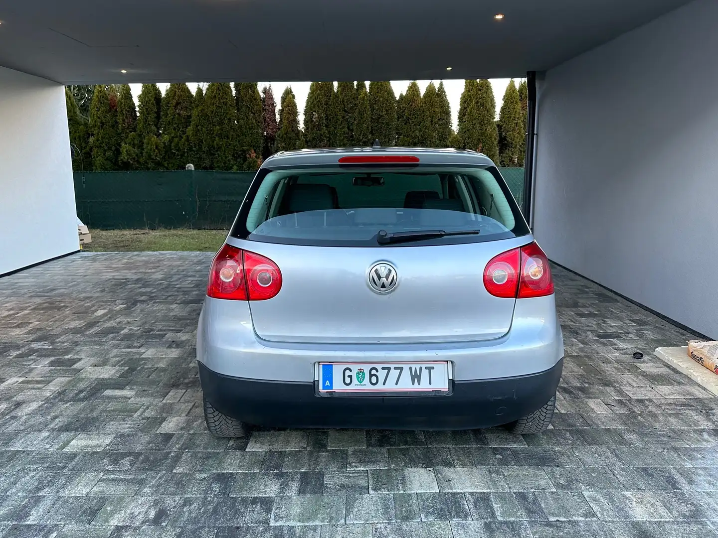 Volkswagen Golf Comfortline 1,9 TDi Grau - 2