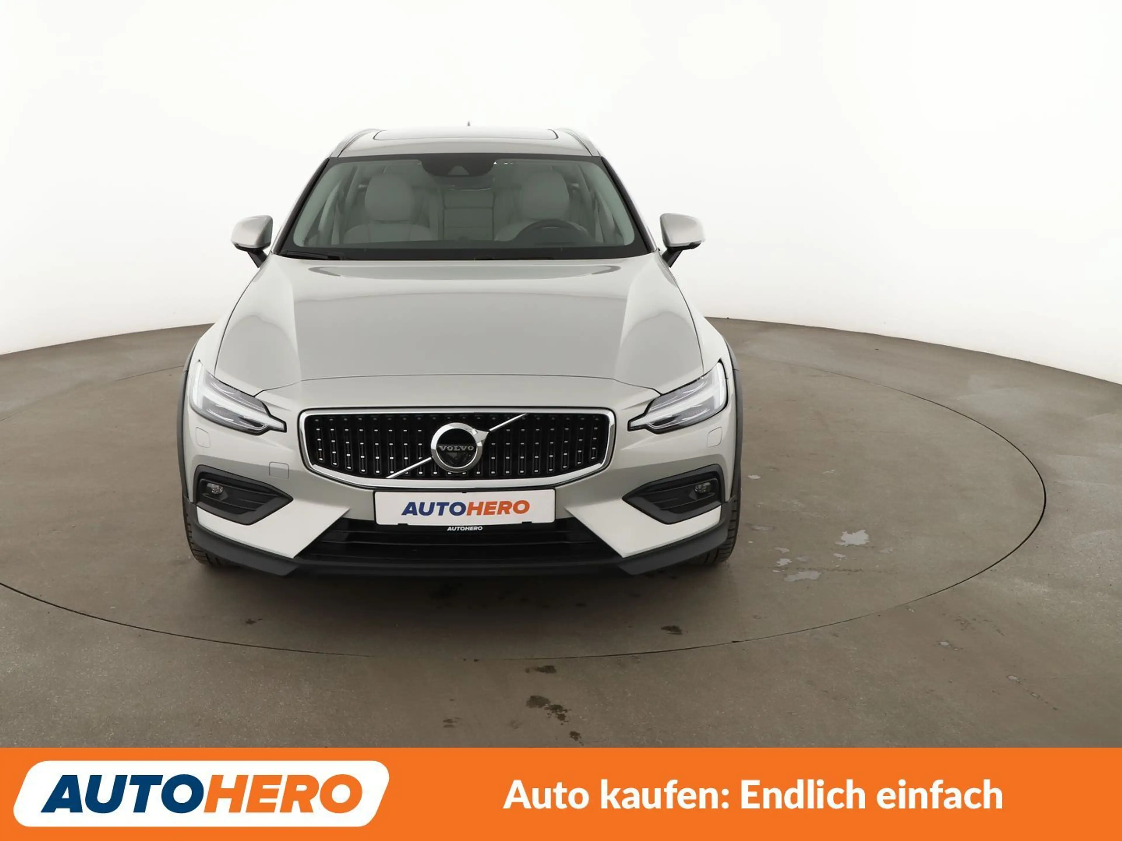 Volvo V60 Cross Country 2.0 B4 Mild-Hybrid Pro AWD Aut*NAVI*LED*TEMPO*CAM* — photo 9