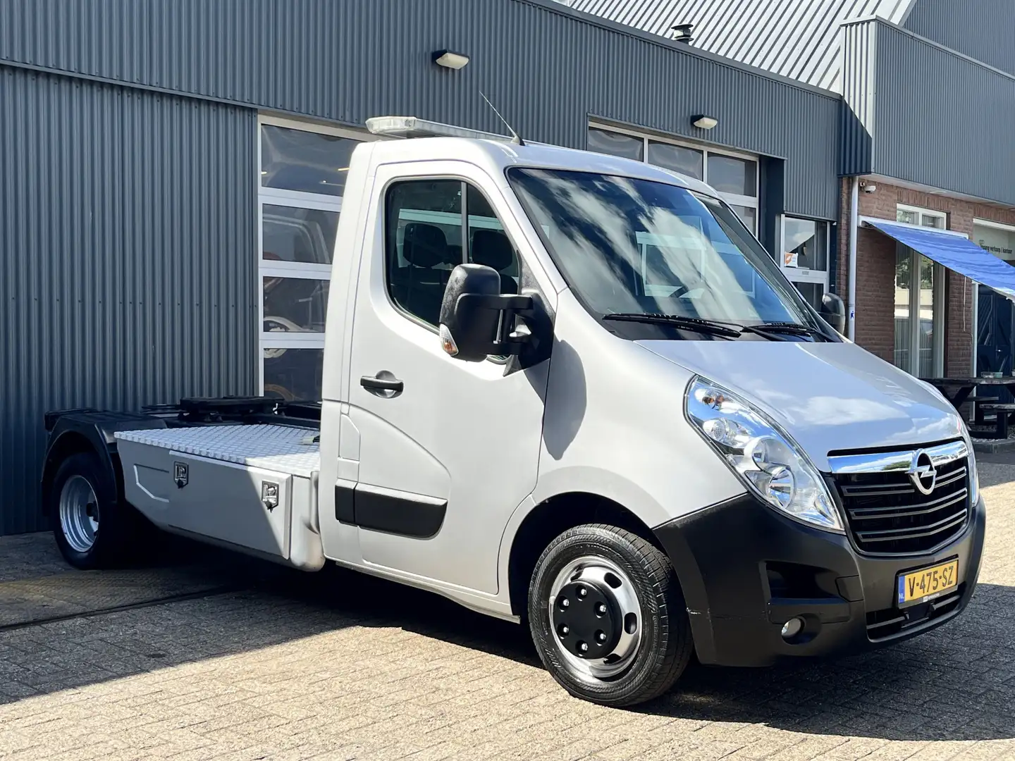Opel Movano 2.3 CDTI BiTurbo L2 BE-Trekker 8300kg totaalgewich Grijs - 1