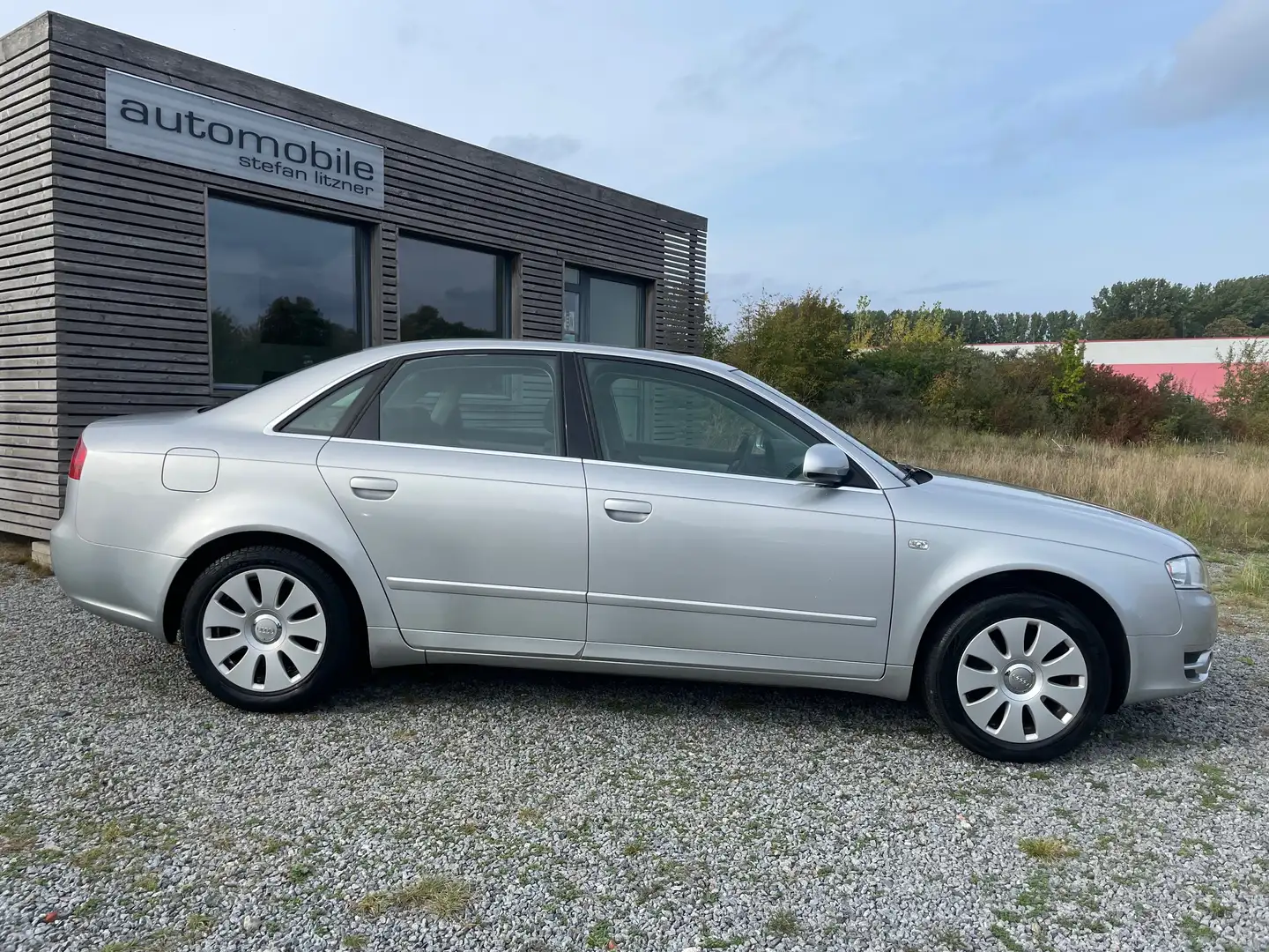 Audi A4 2.0 Gris - 2