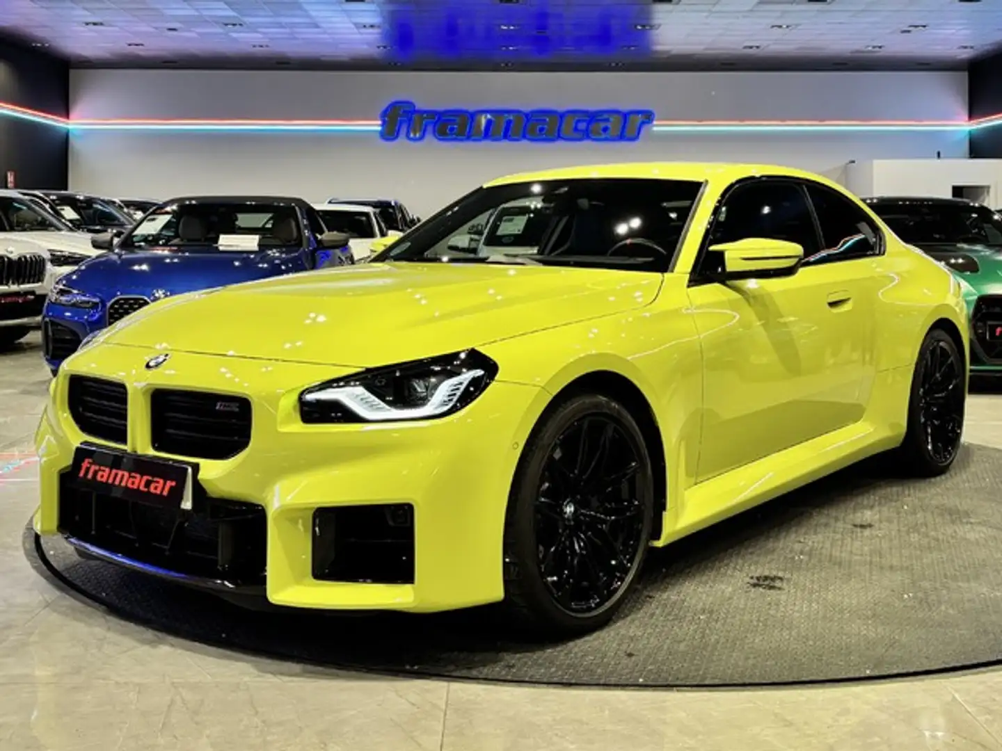 BMW M2 Coupé Amarillo - 1