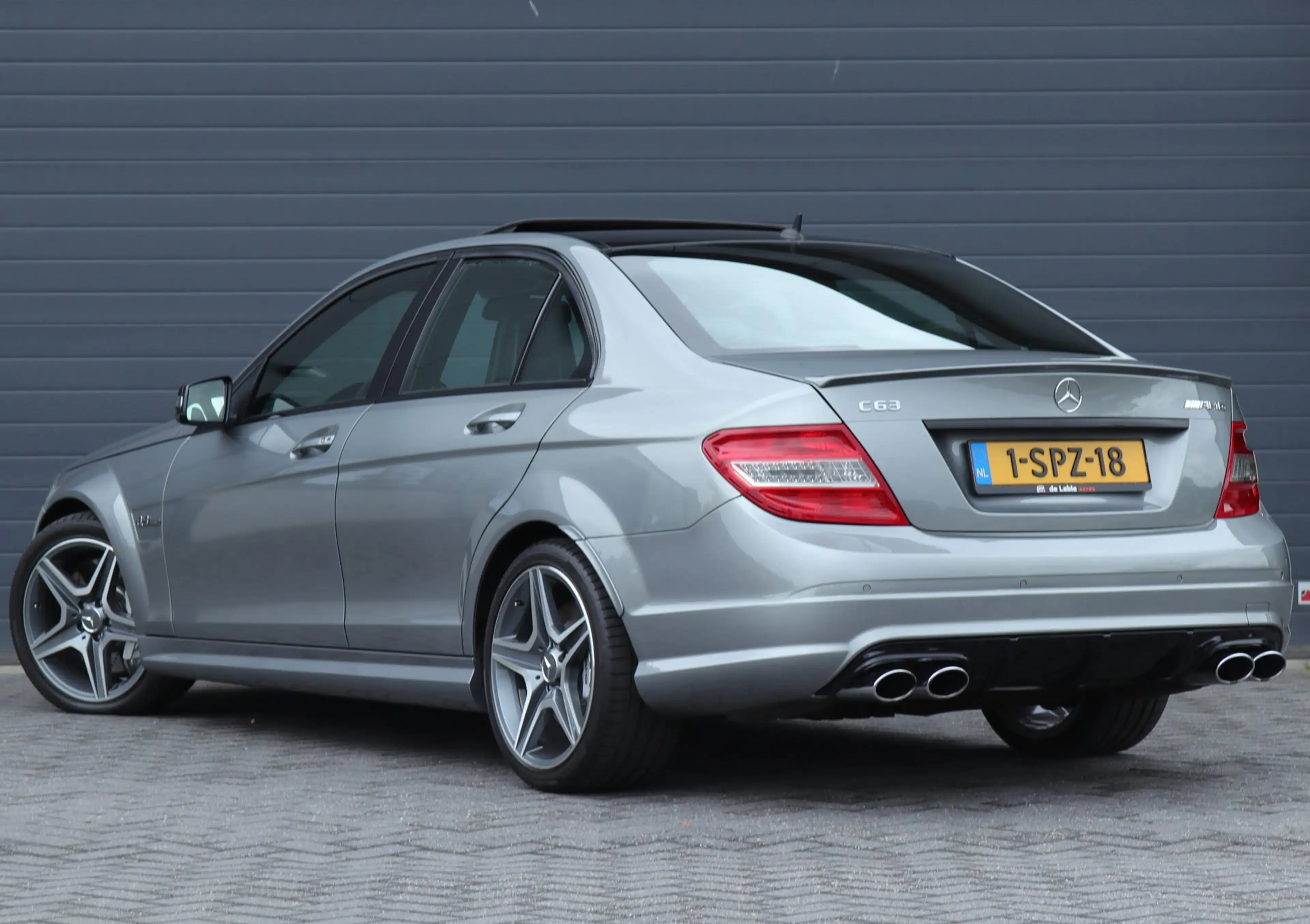 Mercedes-Benz C 63 AMG c63 Preformance — photo 8