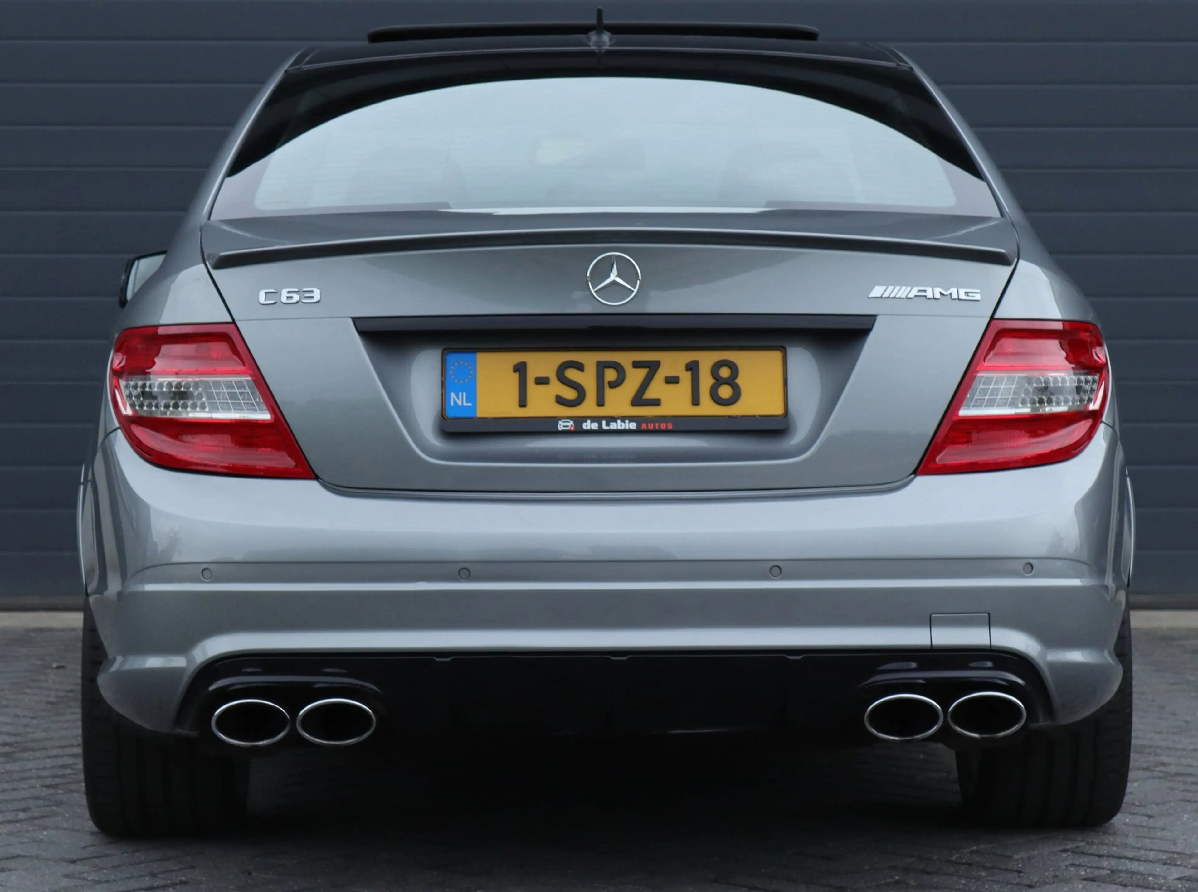 Mercedes-Benz C 63 AMG c63 Preformance — photo 9