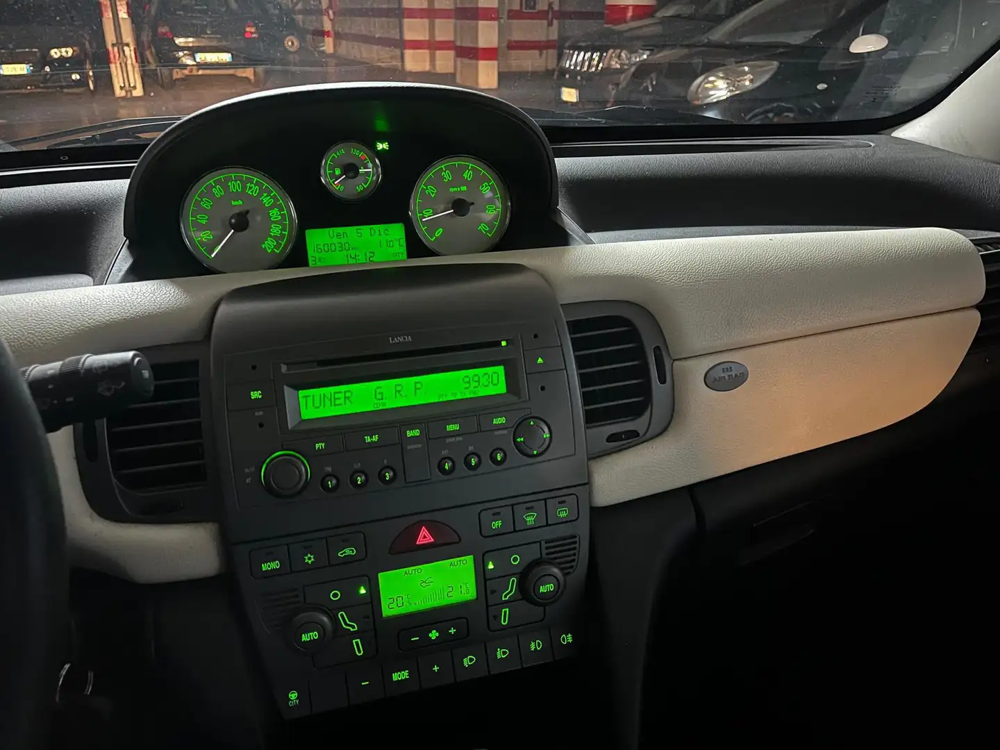 Lancia Ypsilon 1.2 16v Platino - 1