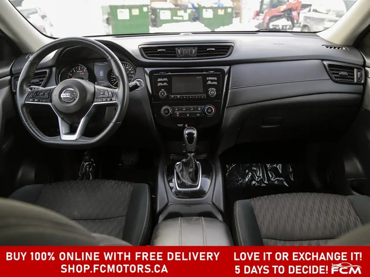 Nissan Rogue снимка Nissan Rogue