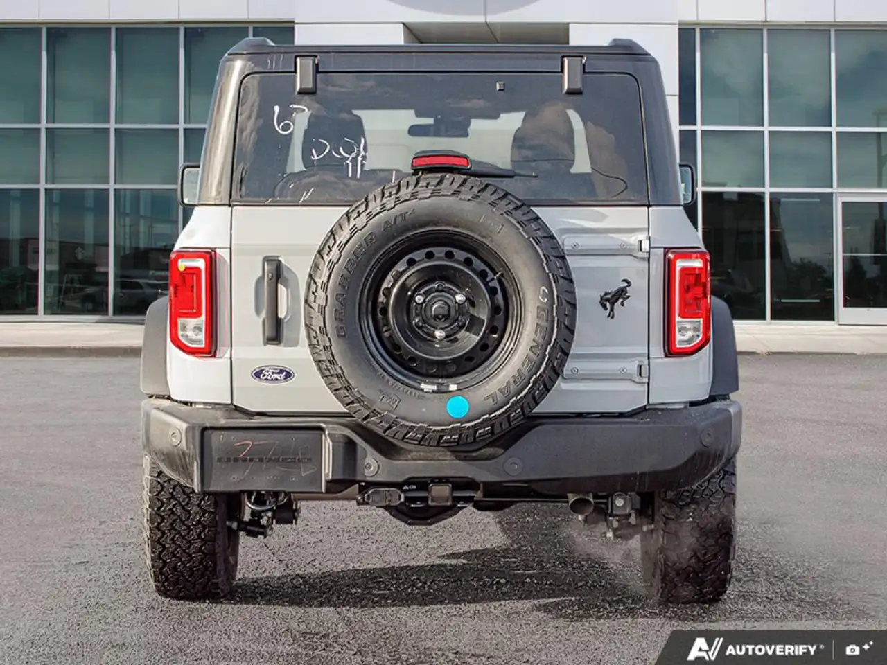 Ford Bronco photo Ford Bronco