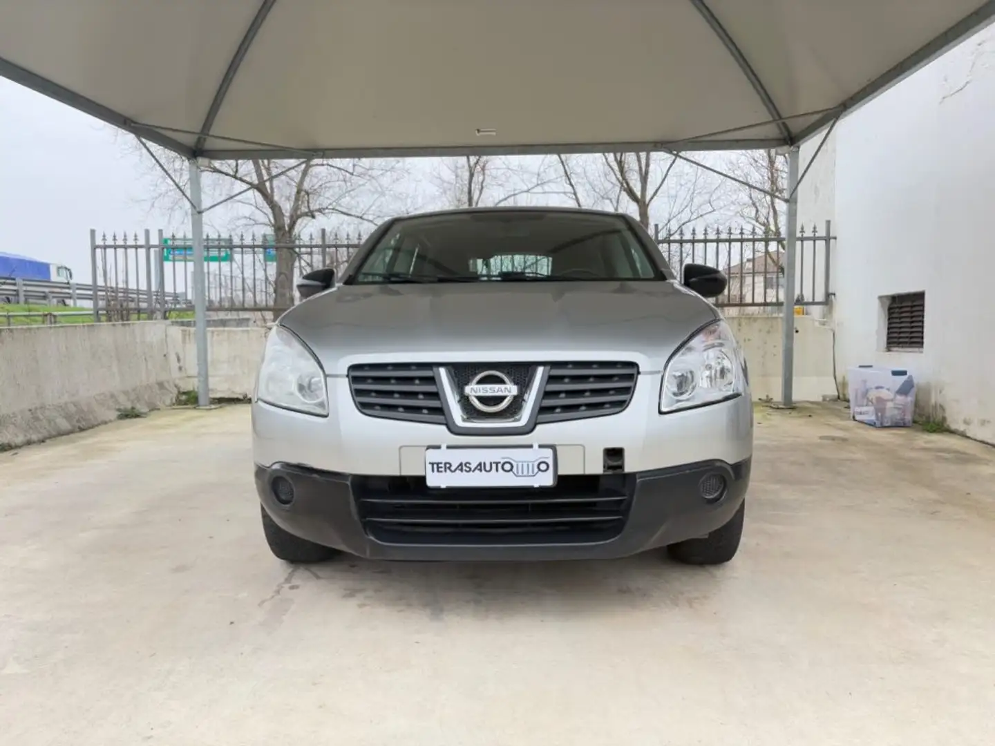 Nissan Qashqai 1.6 16V Visia GPL FINO AL 01/2029 OK NEOP Plateado - 2