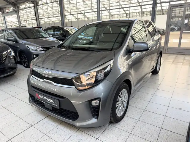 Kia Picanto view 3