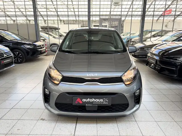 Kia Picanto view 2