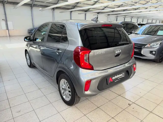 Kia Picanto view 4