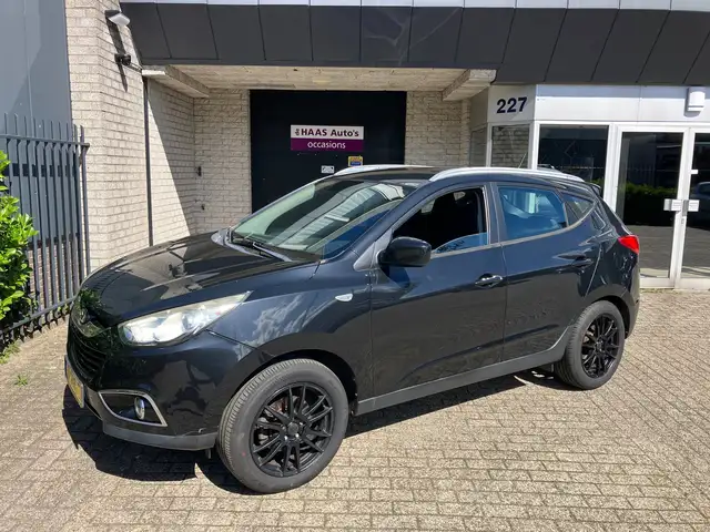 Hyundai iX35 2.0i Active / APK AUGUSTUS 2027 / ALU VELGEN / EXP