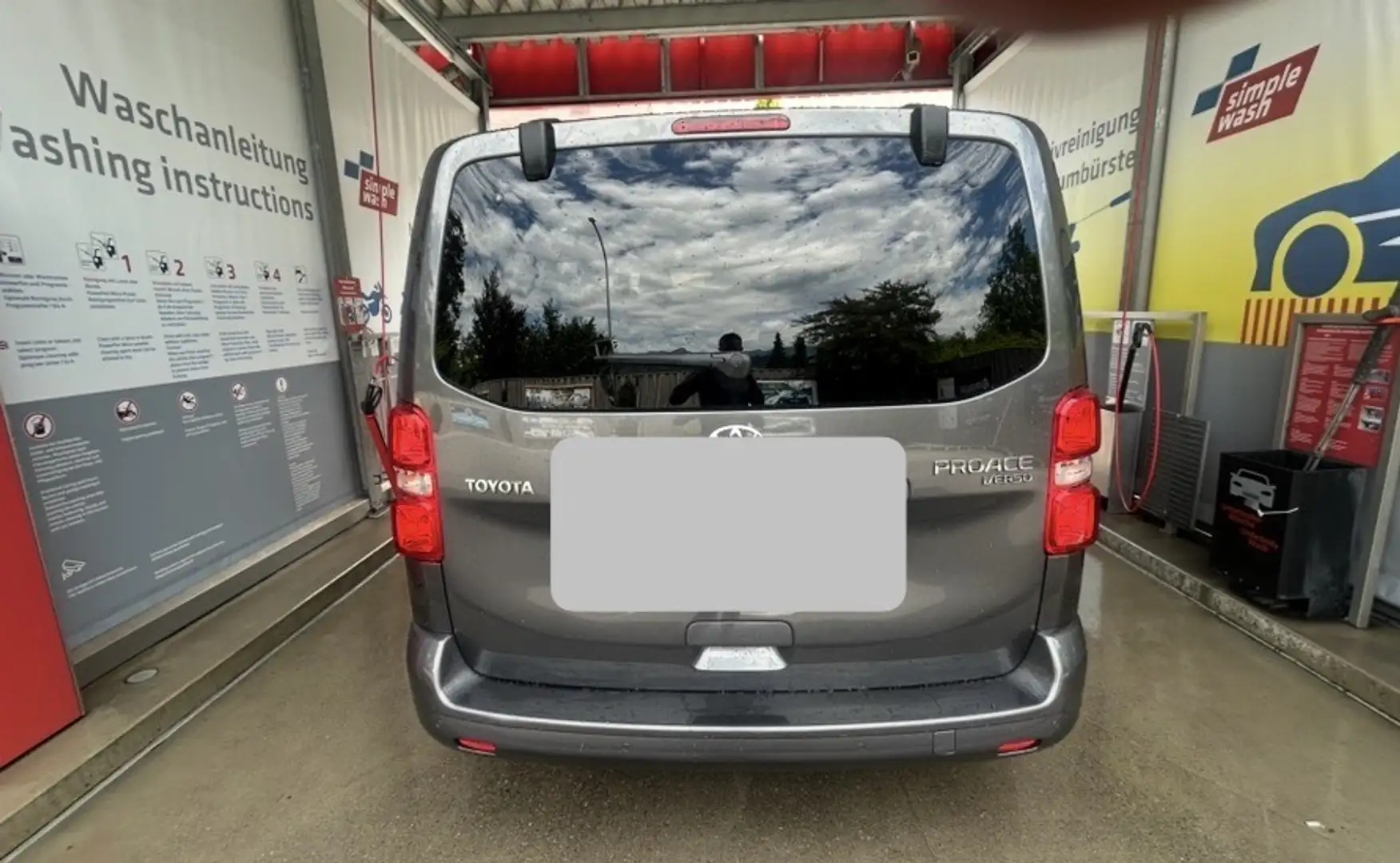 Toyota Proace Pro Ace 2,0 D-4D 150 L1 Medium - 2