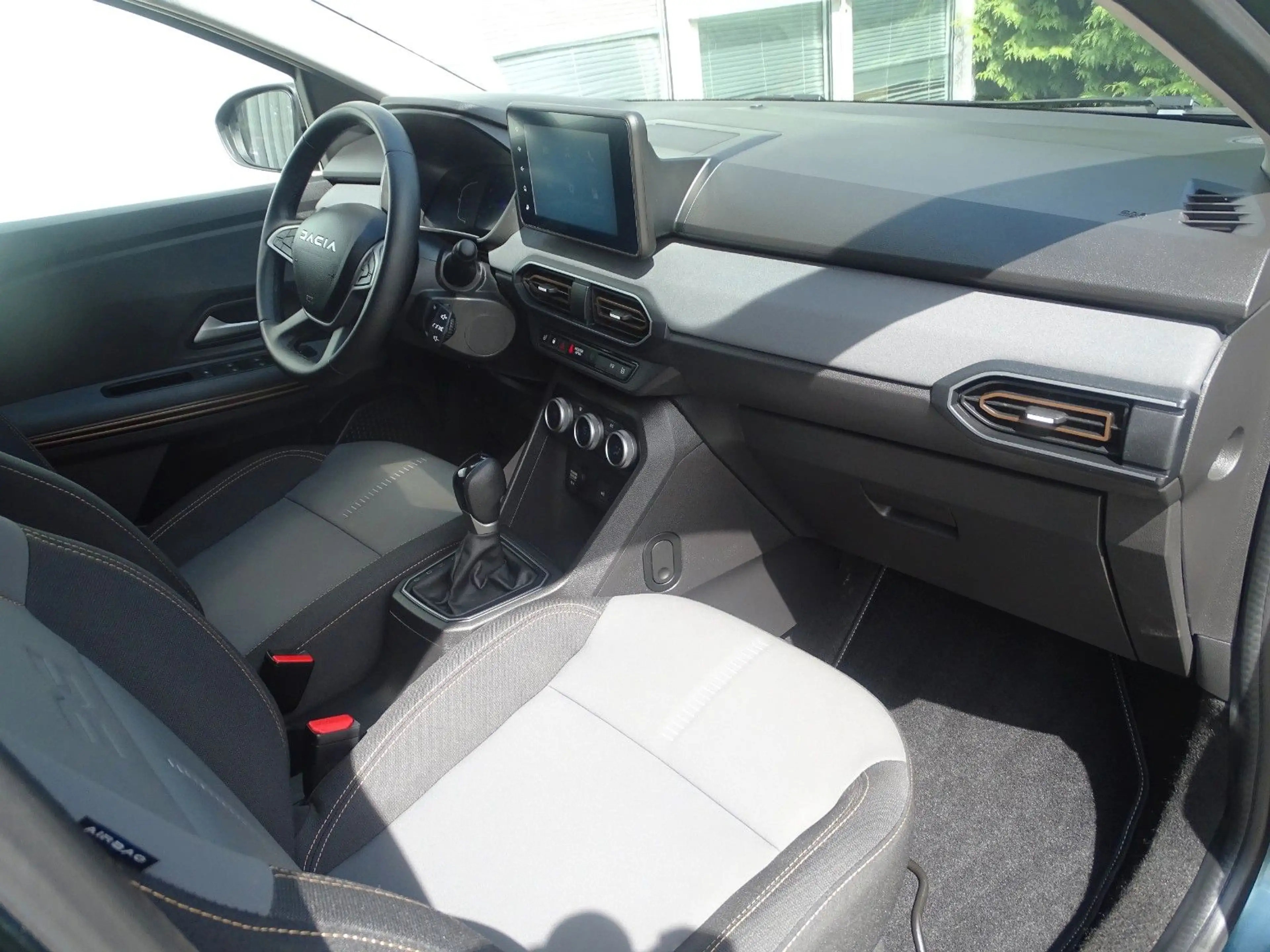 Dacia Jogger Extreme *KEYGO*TOTWINKEL ASS*R.KAMERA* — photo 15