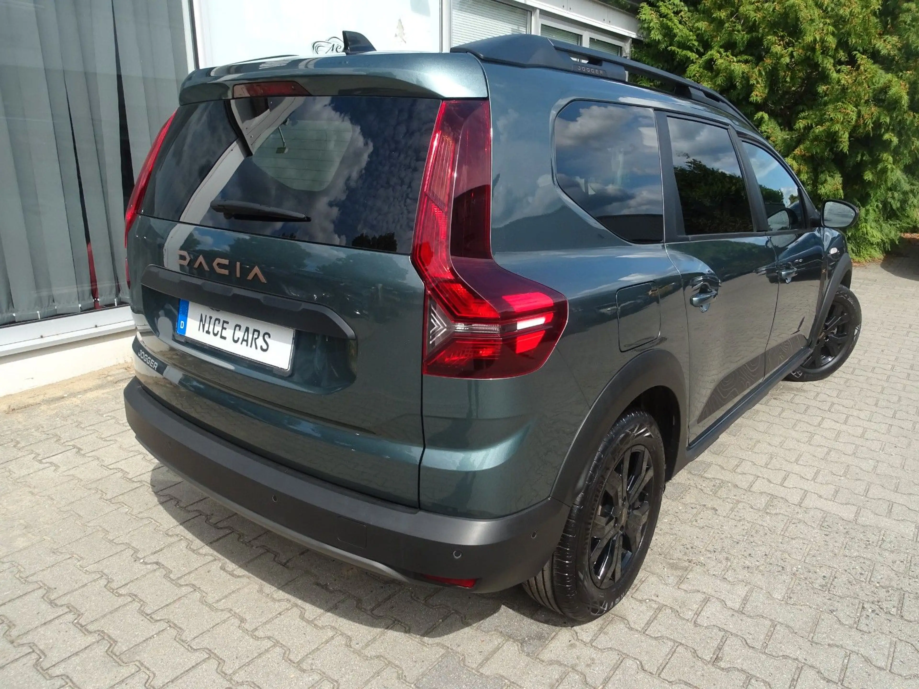 Dacia Jogger Extreme *KEYGO*TOTWINKEL ASS*R.KAMERA* — photo 5
