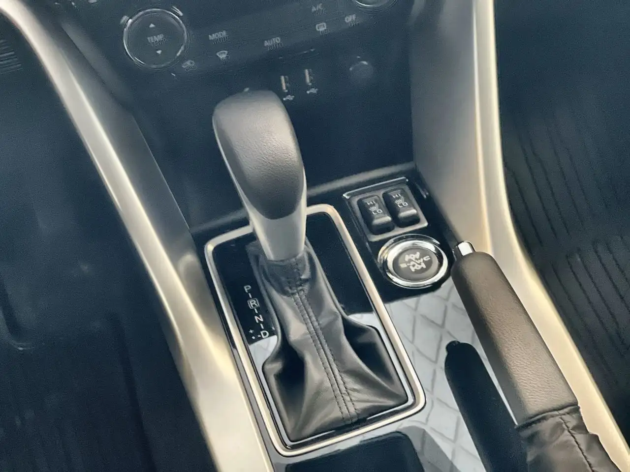 Mitsubishi Eclipse Cross fotografie Mitsubishi Eclipse Cross