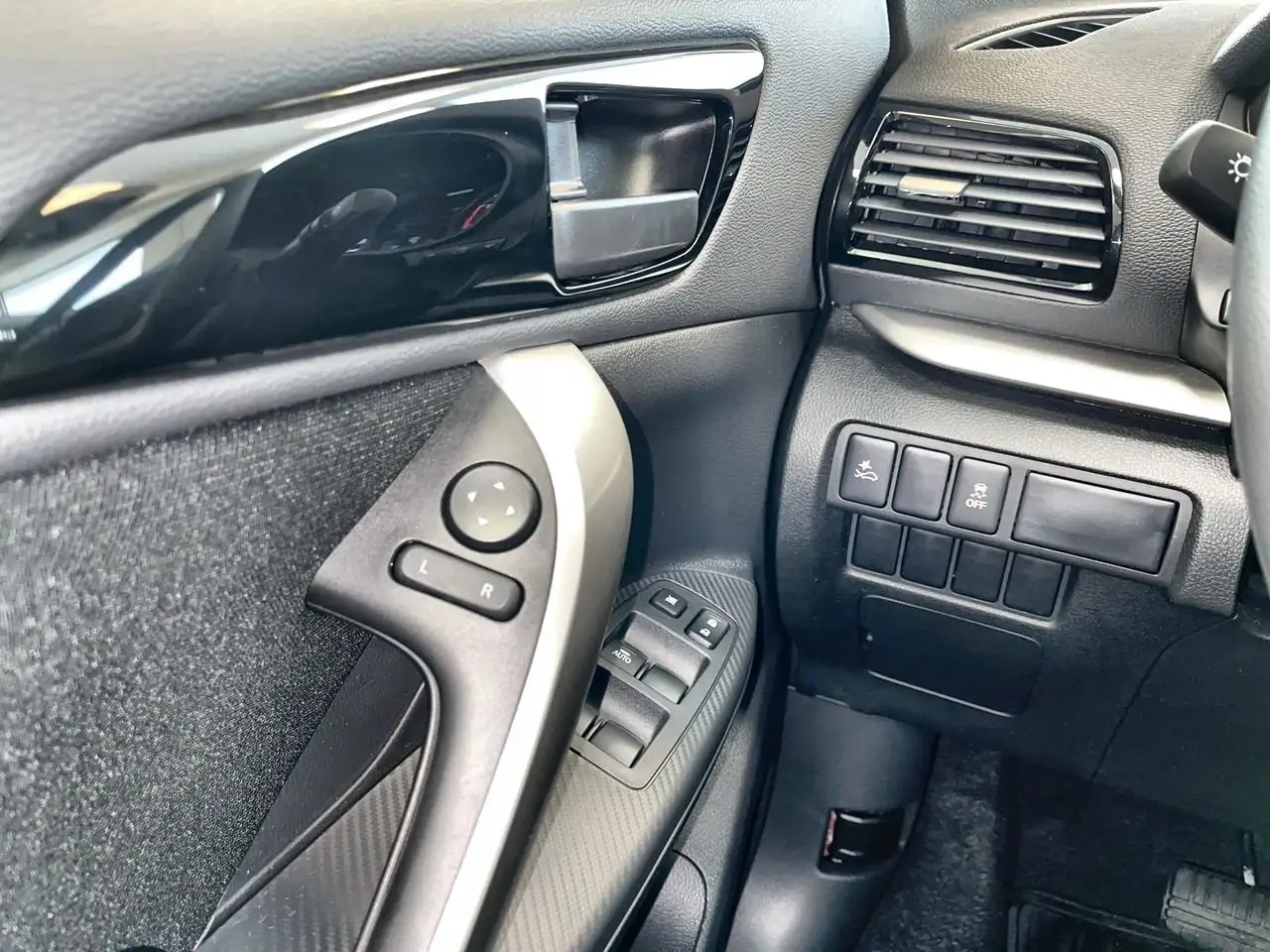 Mitsubishi Eclipse Cross fotografie Mitsubishi Eclipse Cross