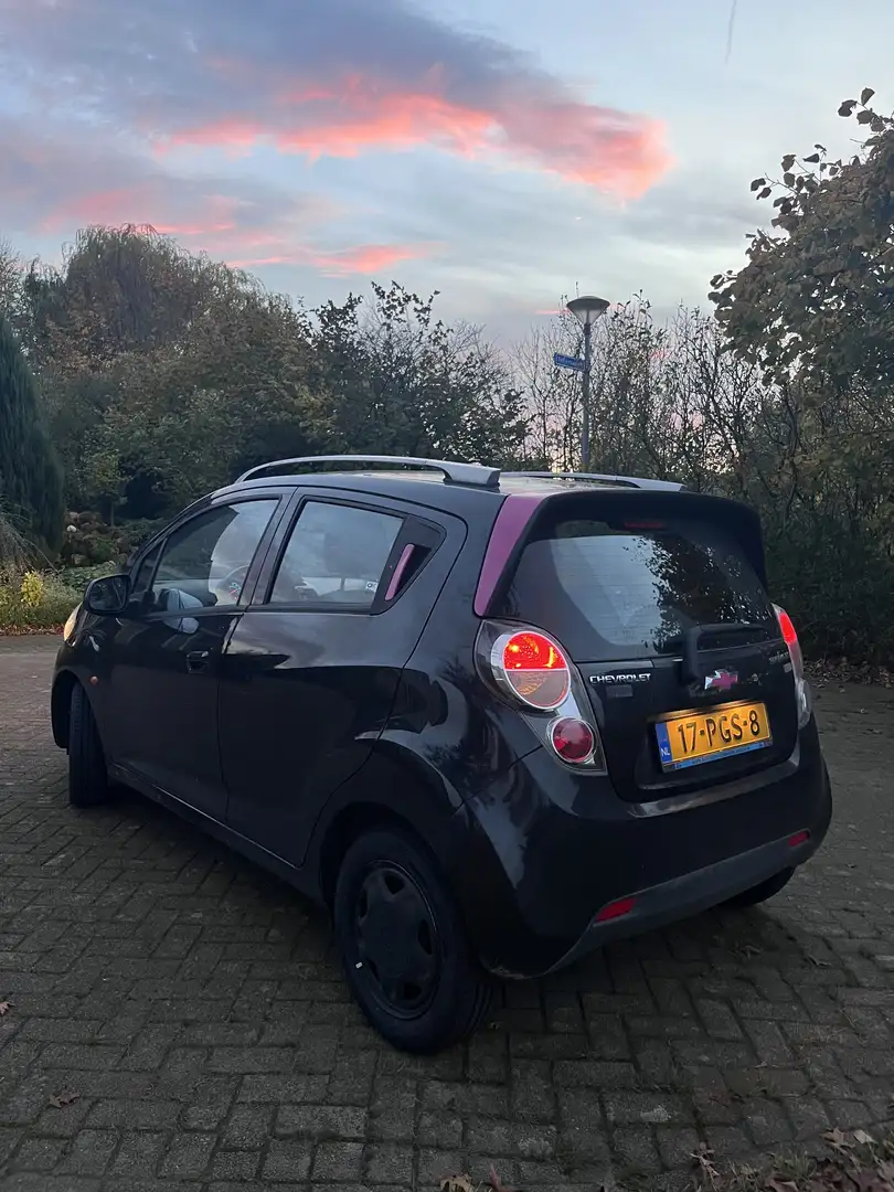 Chevrolet Spark 1.0 16V LS Bi-Fuel Zwart - 2
