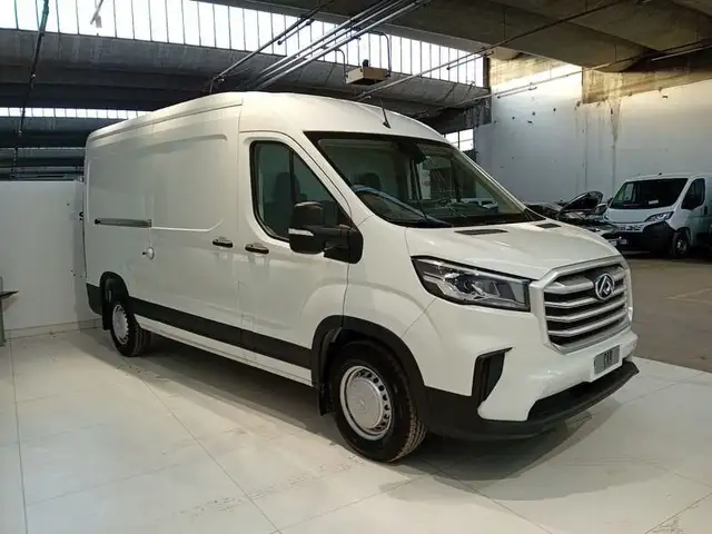 Maxus Deliver 9 view 3