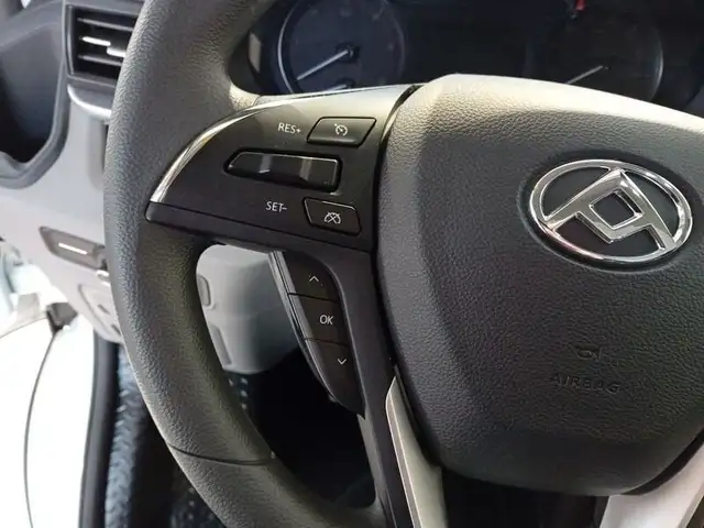 Maxus Deliver 9 view 10