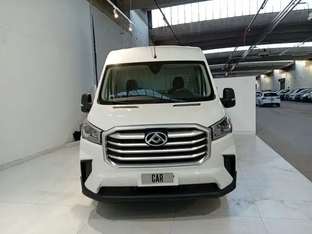Maxus Deliver 9 view 2