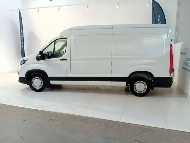 Maxus Deliver 9 view 6