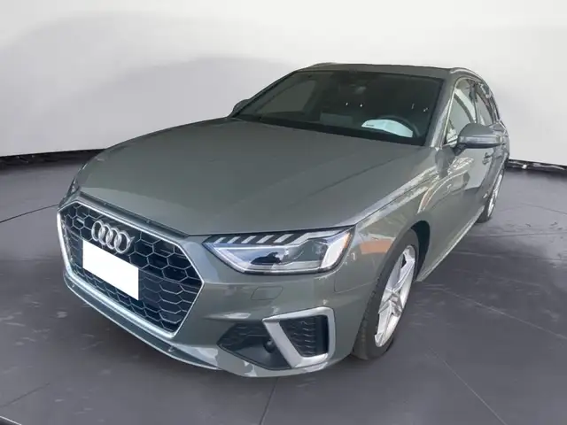 Audi A4 AV 40 TDI QUATTRO S TRONIC S LINE ED