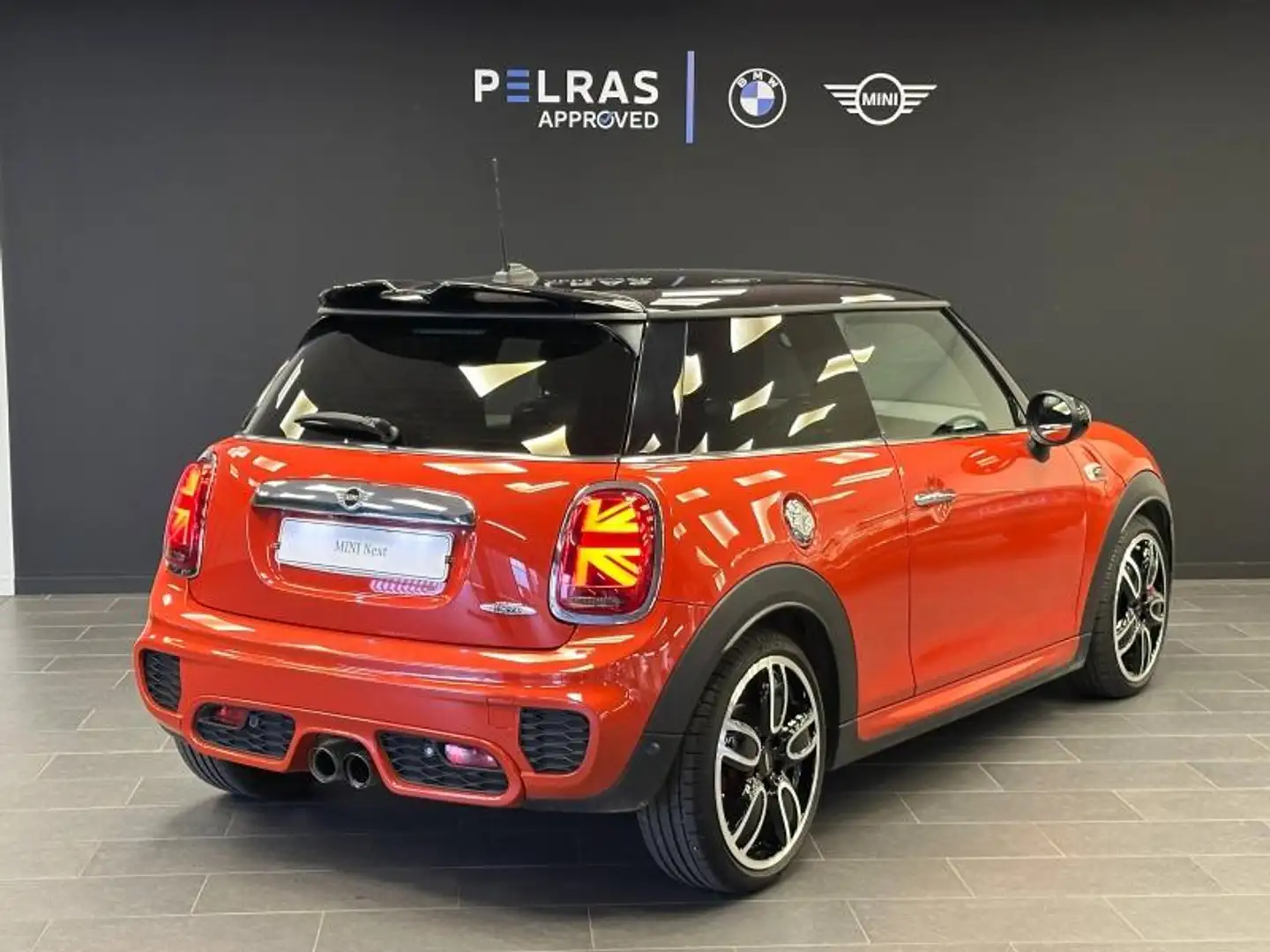 MINI John Cooper Works John Cooper Works 231ch BVAS8 Orange - 2