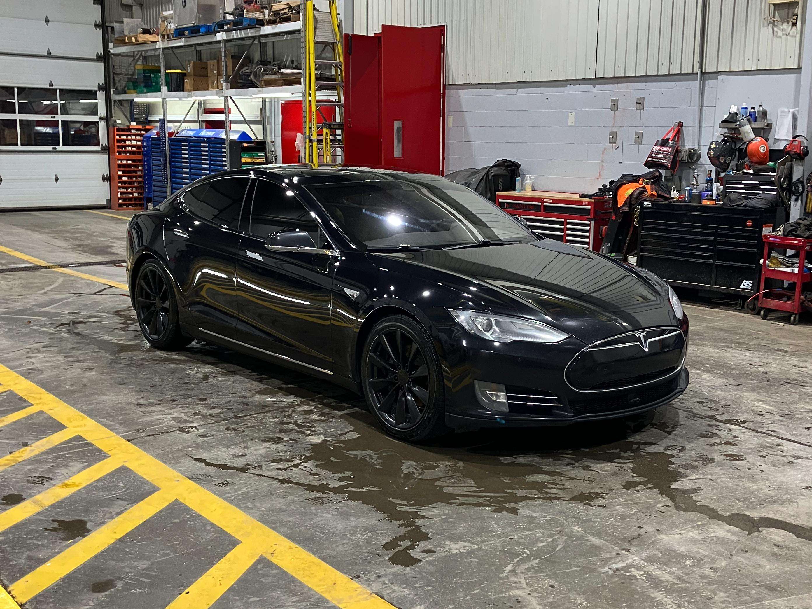 2015 Tesla Model S