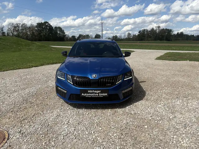 Skoda Octavia view 2