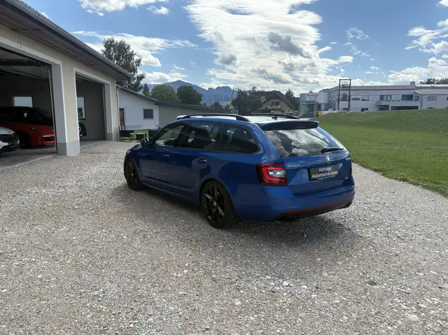 Skoda Octavia view 6