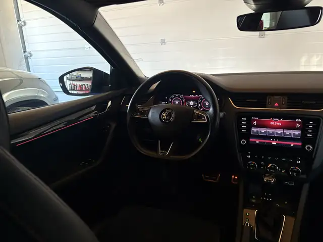 Skoda Octavia view 12