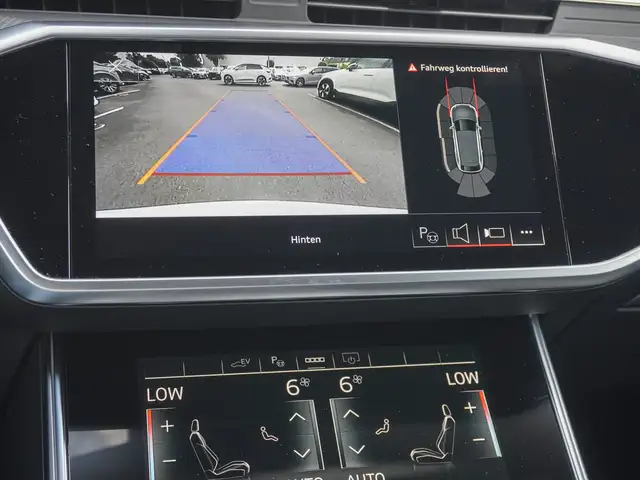 Audi A6 view 13