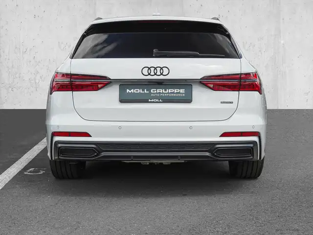 Audi A6 view 6